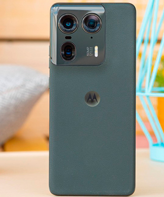 Motorola Edge 50 Ultra - Diseño